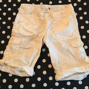 Abercrombie kids white Capri pants